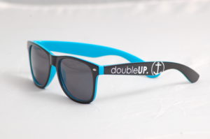 bedruckte Sonnenbrille mit Logo selbst gestalten & selbst designen | Werbeartikel | Werbesonnenbrillen