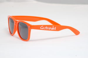 bedruckte Sonnenbrille mit Logo selbst gestalten & selbst designen | Werbeartikel | Werbesonnenbrillen